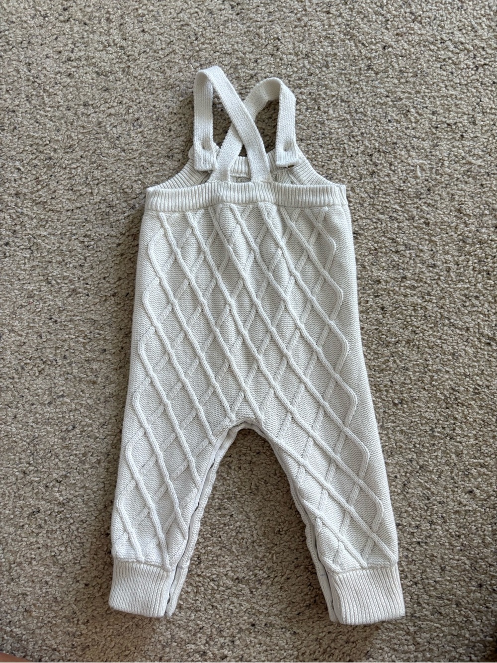 Cream Cable-Knit Overalls with Button Straps - Picture 4 of 4